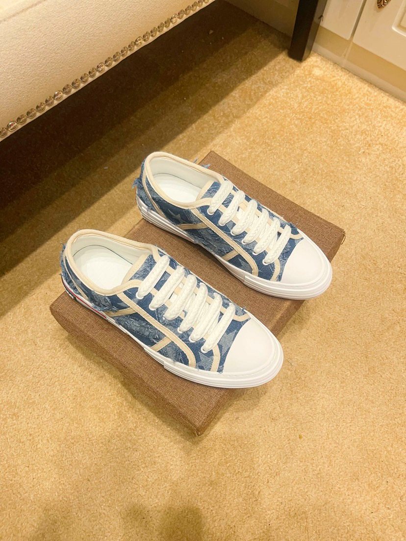 Star-Pattern High-Top Sneakers — front